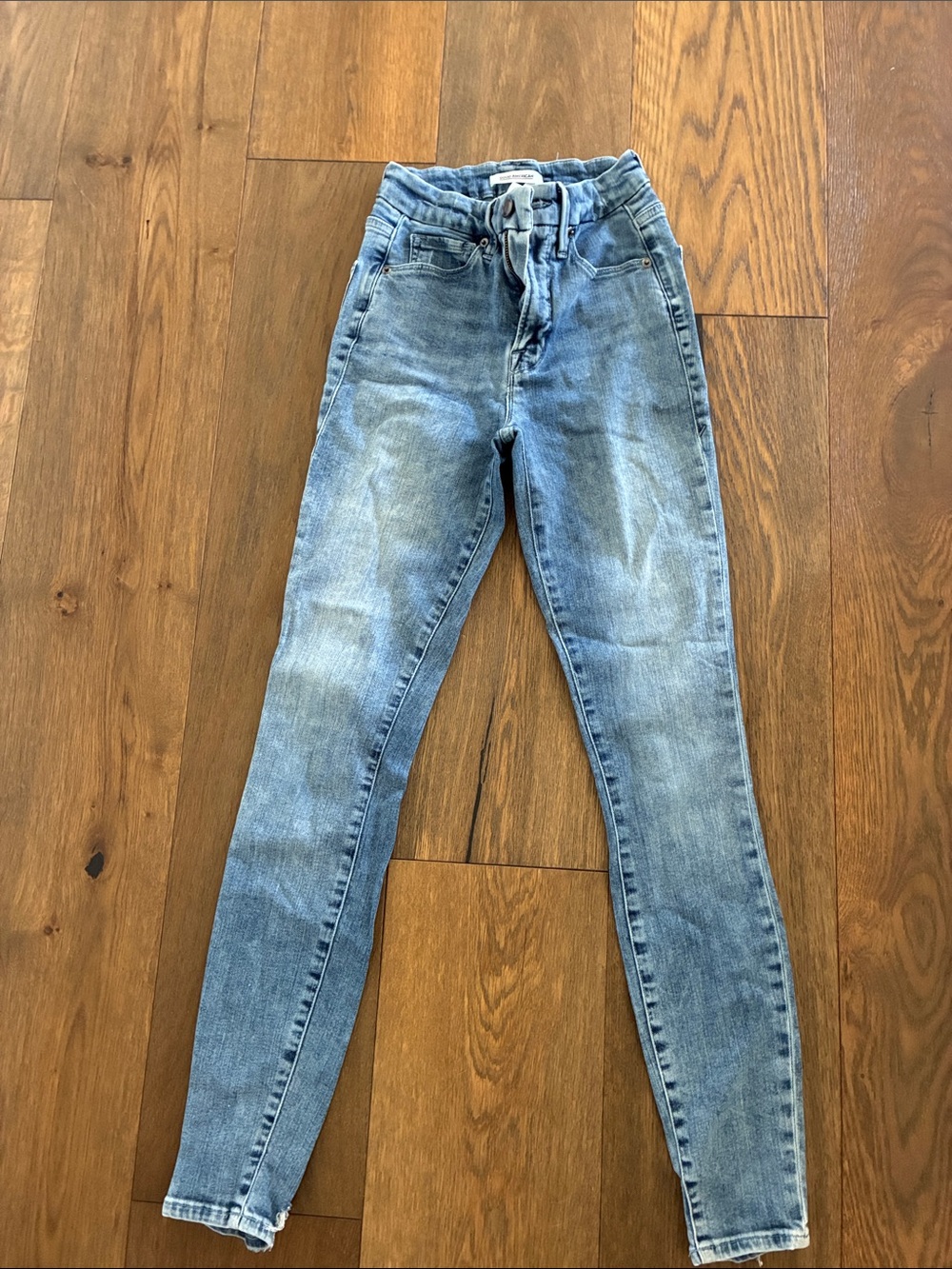 Good American Light Blue Skinny Jeans